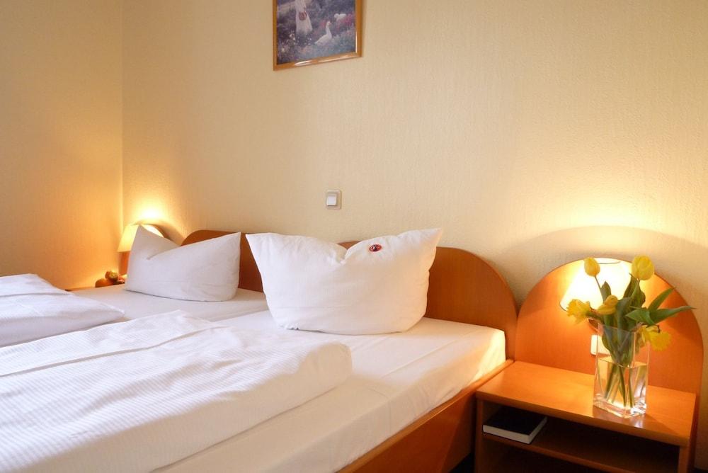 Landhotel Dresden Dış mekan fotoğraf