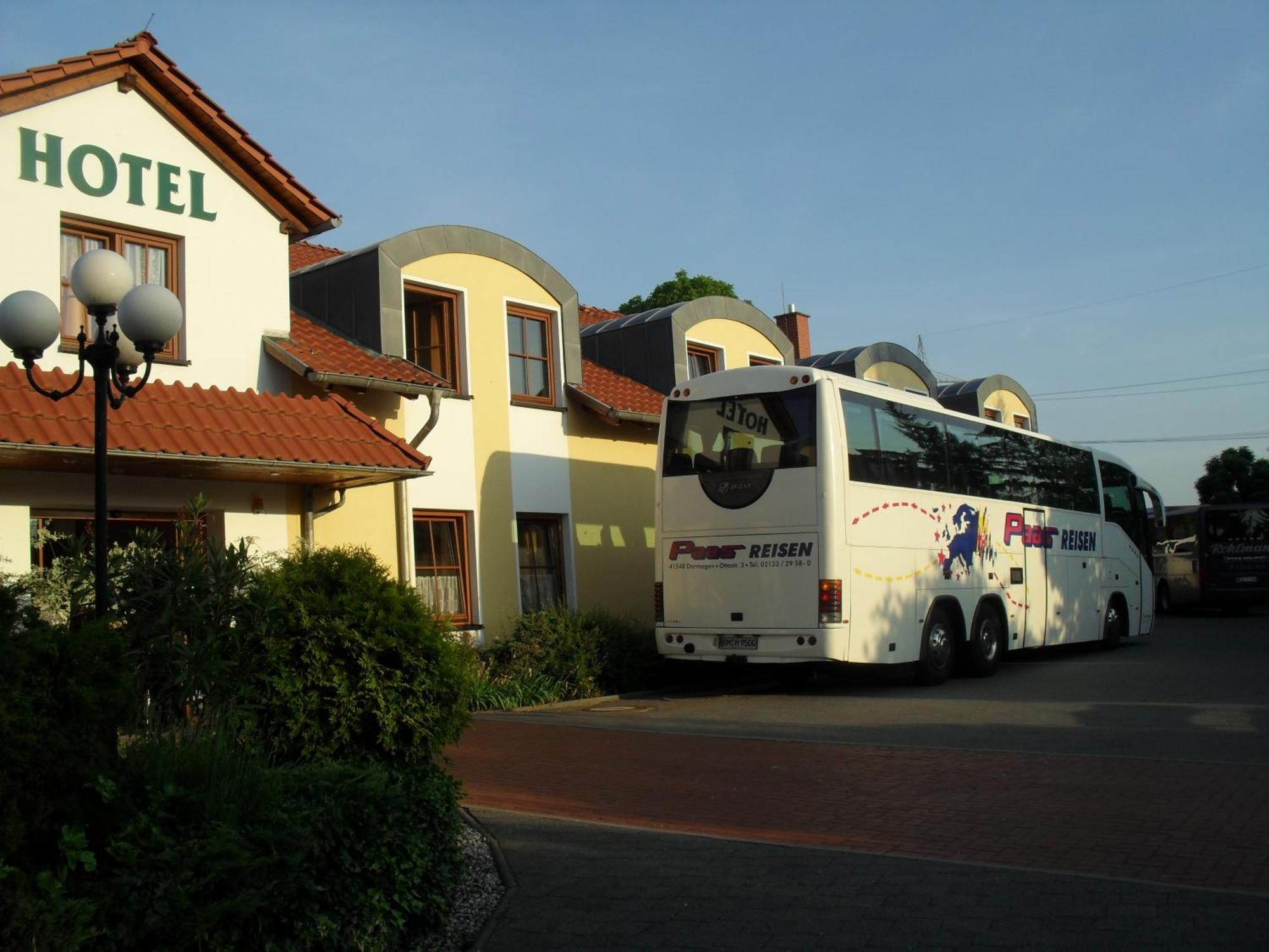 Landhotel Dresden Dış mekan fotoğraf